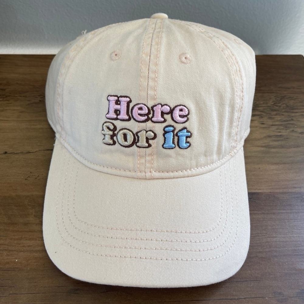 hat home free. One size